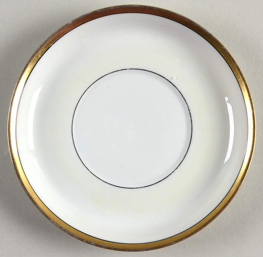 MUE10 Saucer by Paul Muller-1