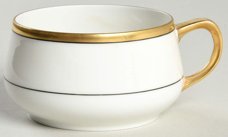 MUE10 Flat Cup by Paul Muller-1