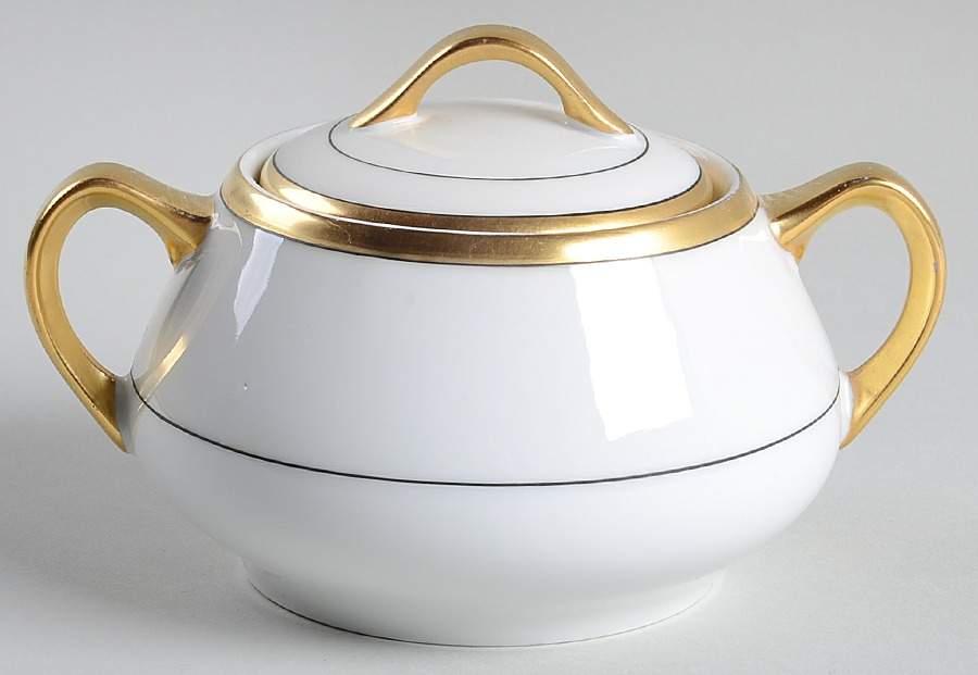 MUE10 Sugar Bowl & Lid by Paul Muller-1