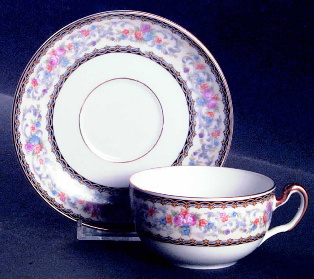 MUE16 Flat Cup & Saucer Set by Paul Muller-1