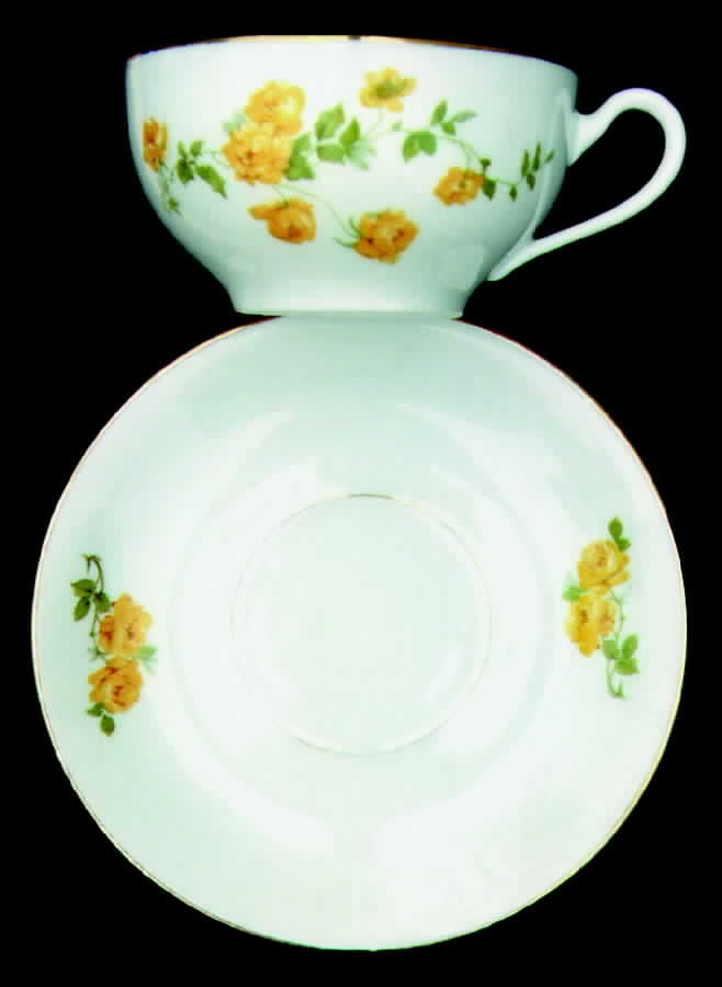 MUE32 Flat Cup & Saucer Set by Paul Muller-1