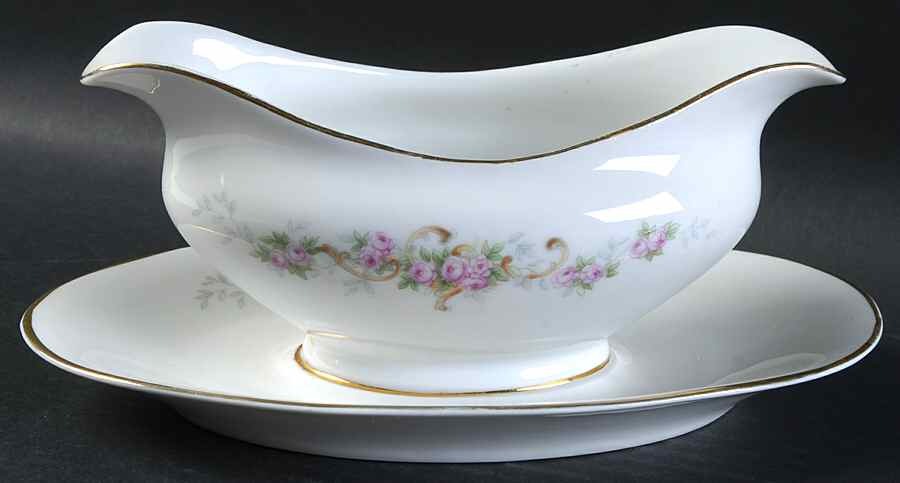 MUE39 Gravy Boat with Attached Underplate by Paul Muller-1