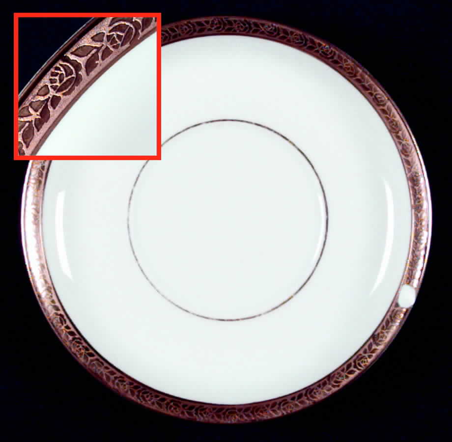 MUE4 Saucer by Paul Muller-1