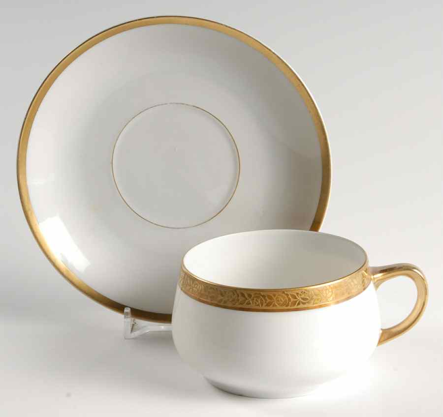 MUE4 Flat Cup & Saucer Set by Paul Muller-1