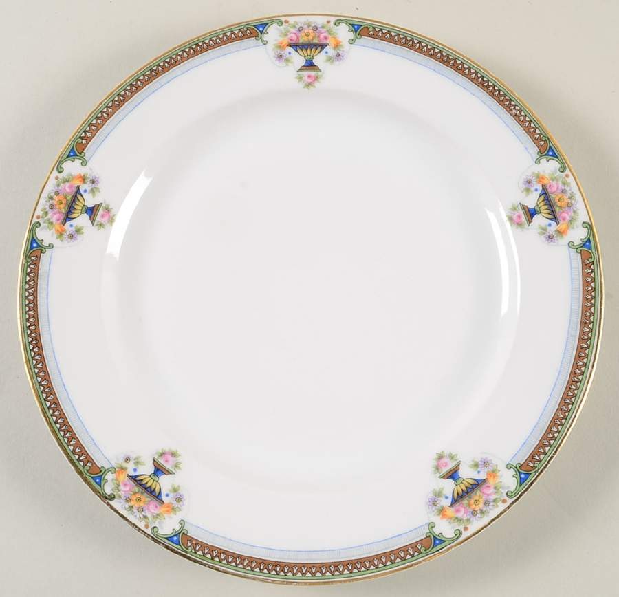 MUE40 Dinner Plate by Paul Muller-1