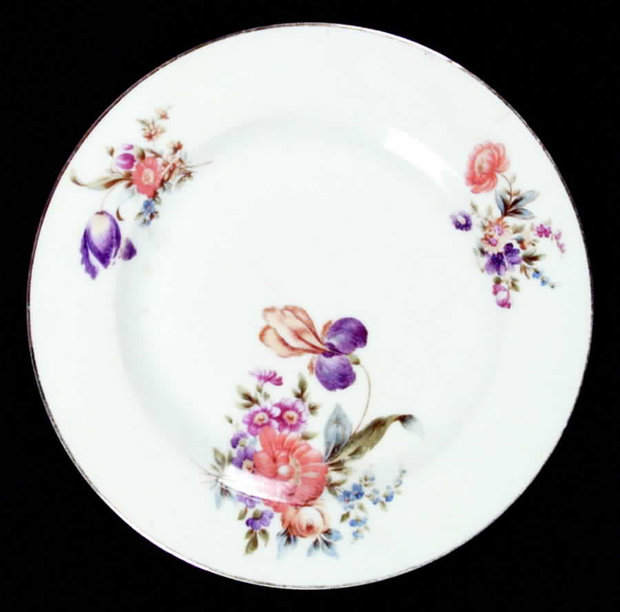 MUE7 Dinner Plate by Paul Muller-1