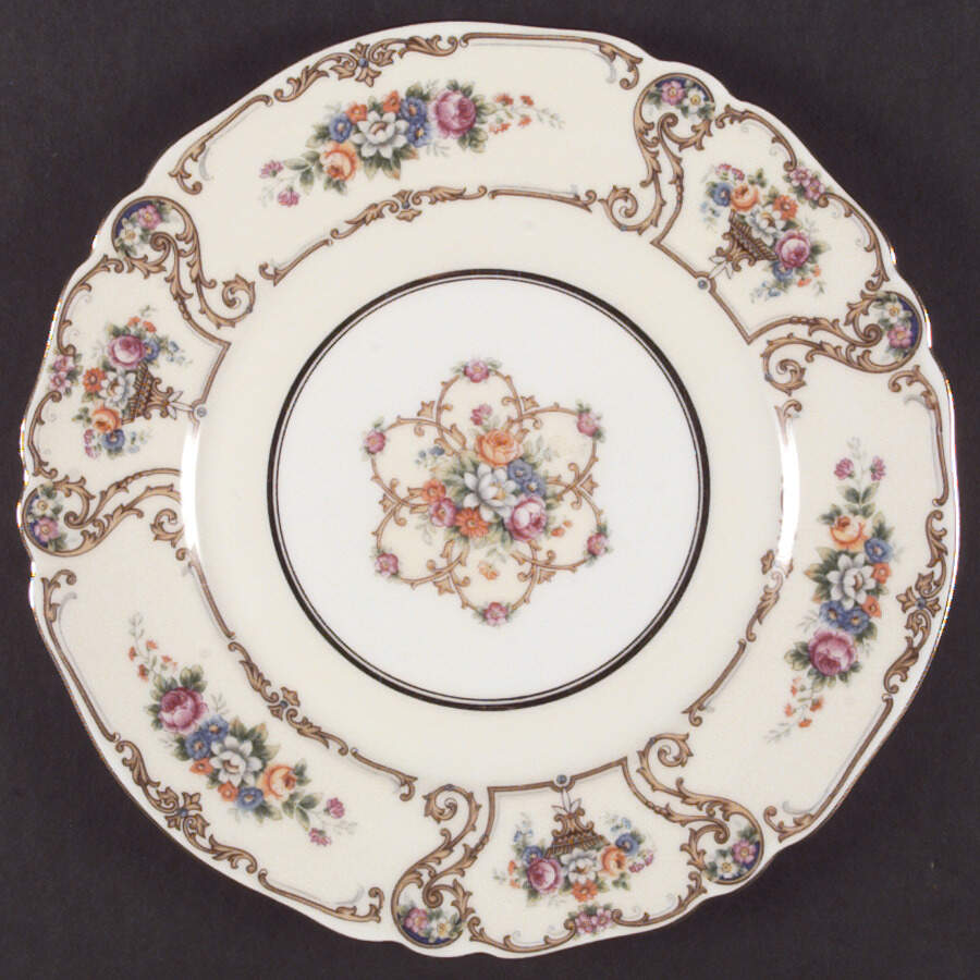 The Newport Dinner Plate by Paul Muller-1