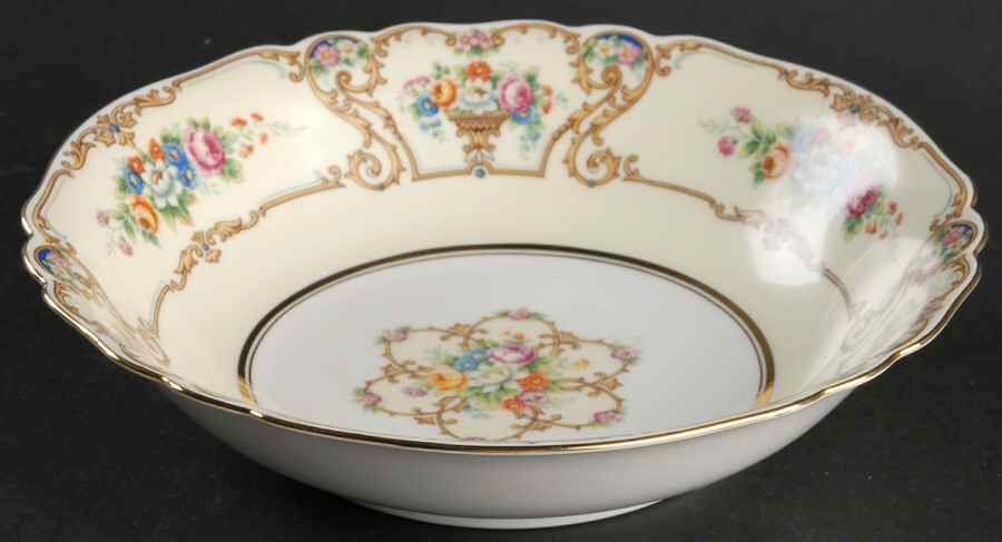 The Newport 9" Round Vegetable Bowl by Paul Muller-1