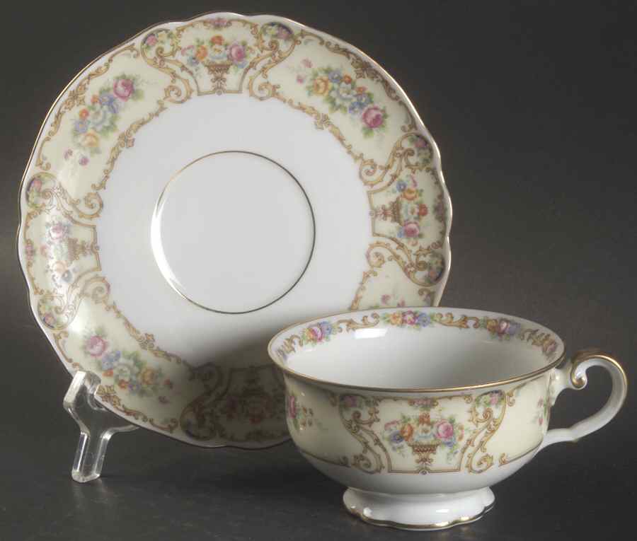 The Stirling Footed Cup & Saucer Set by Paul Muller-1