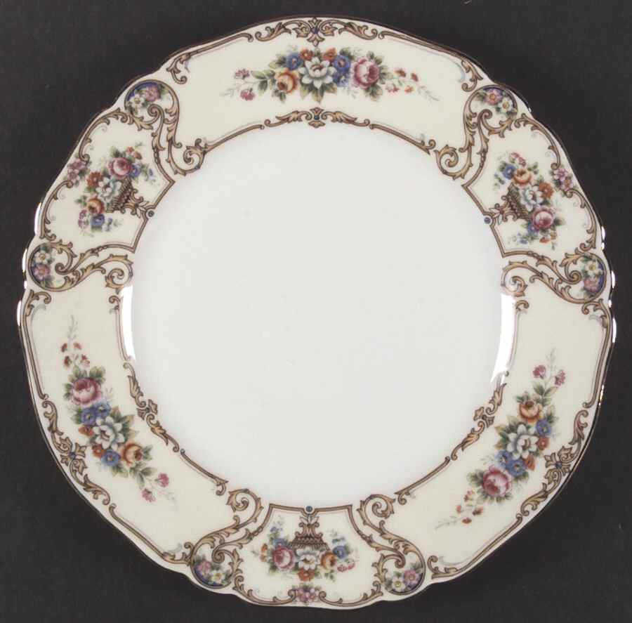 The Stirling Dinner Plate by Paul Muller-1