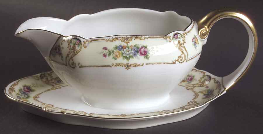 The Stirling Gravy Boat with Attached Underplate by Paul Muller-1