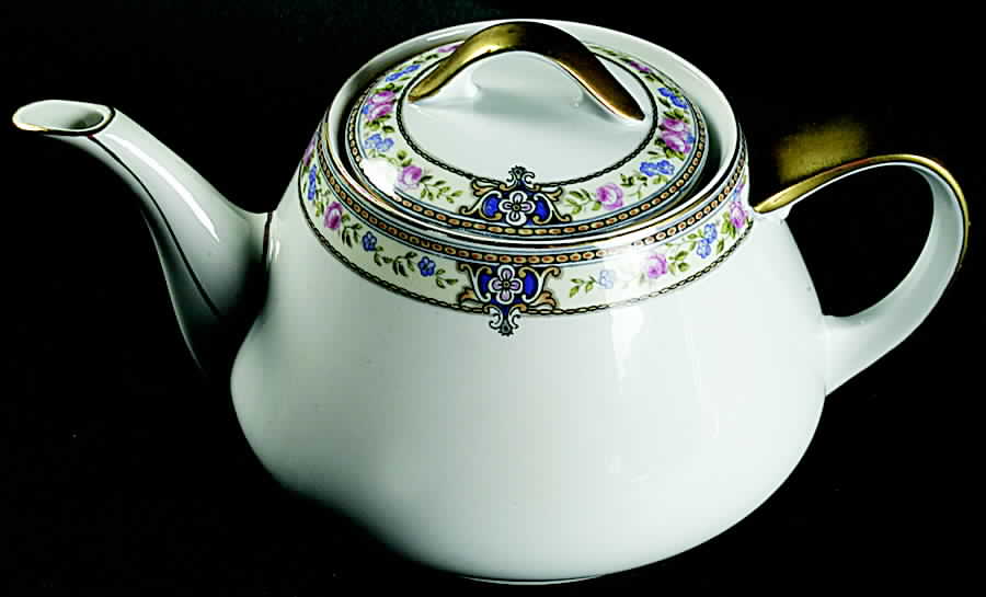 The Turin Teapot & Lid by Paul Muller-1