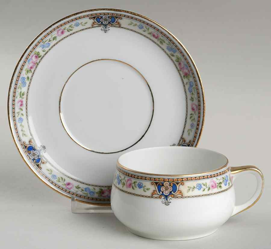 The Turin Flat Cup & Saucer Set by Paul Muller-1