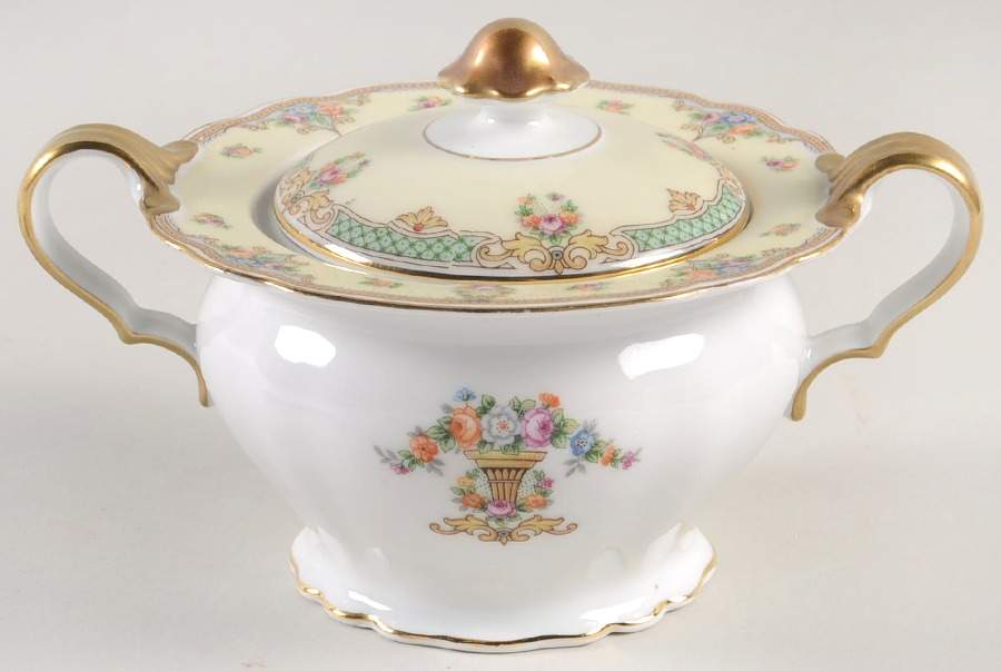 The Wakefield Sugar Bowl & Lid by Paul Muller-1
