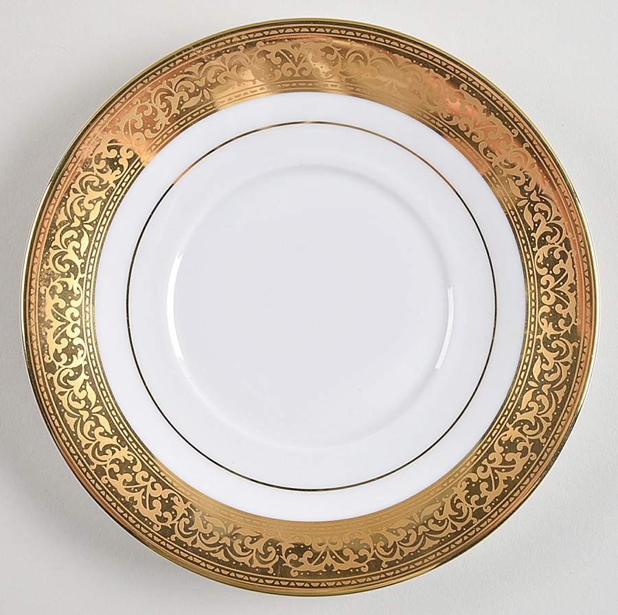 Magnificence Saucer by Muirfield-1