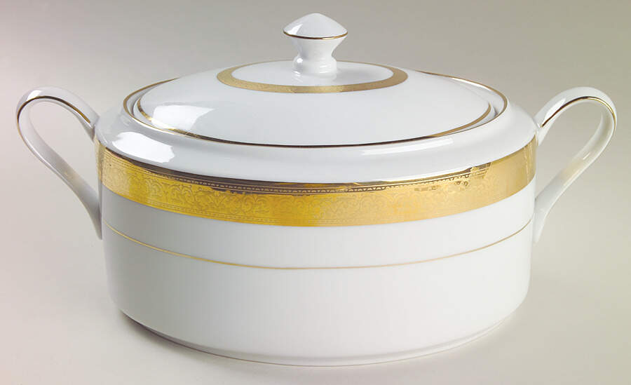 Magnificence Oval Covered Vegetable by Muirfield-1