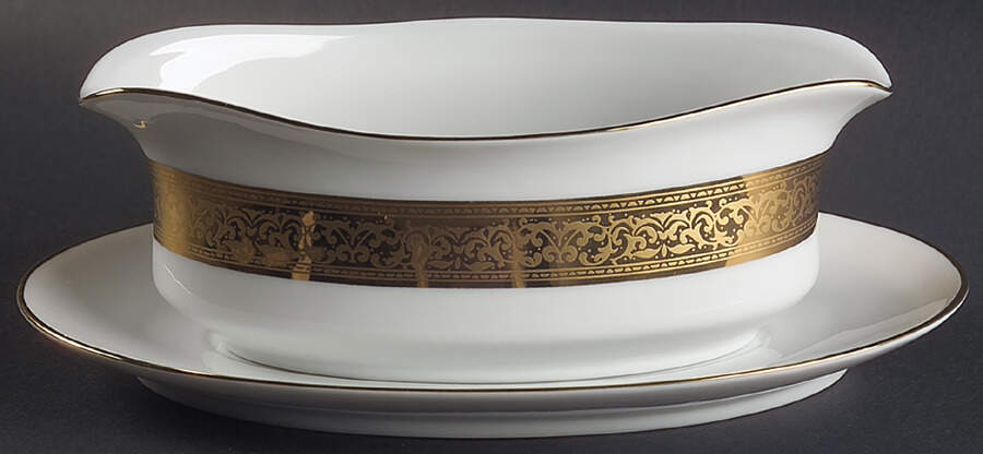 Magnificence Gravy Boat & Underplate by Muirfield-1