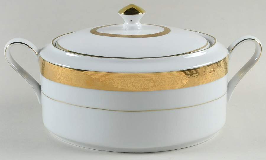 Magnificence Oval Covered Vegetable by Muirfield-1