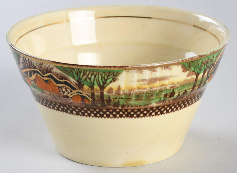 England's Countryside (Scalloped, Gold) Cranberry Bowl by Myott Staffordshire-1