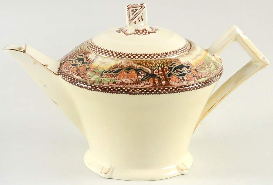 England's Countryside (Scalloped, Gold) Teapot & Lid by Myott Staffordshire-1