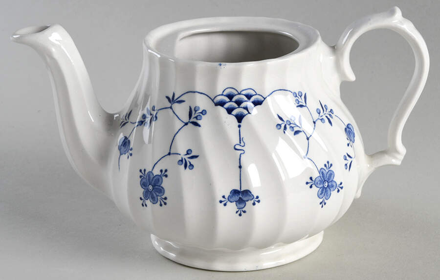 Finlandia Individual Coffee Pot No Lid by Myott Staffordshire-1