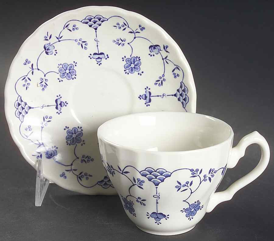 Finlandia Oversized Cup & Saucer Set by Myott Staffordshire-1