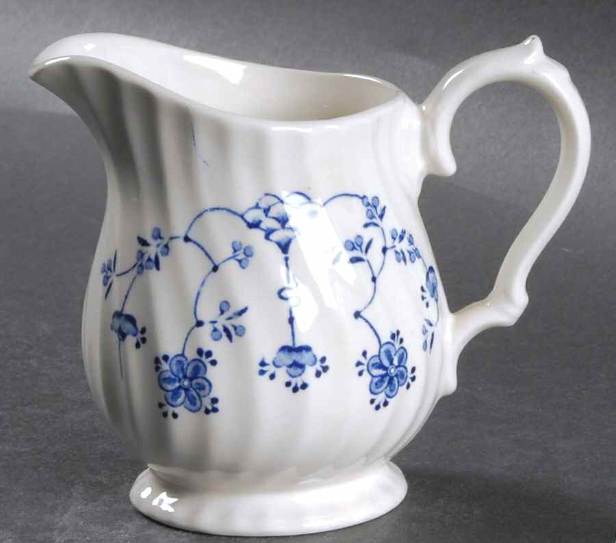 Finlandia Creamer by Myott Staffordshire-1