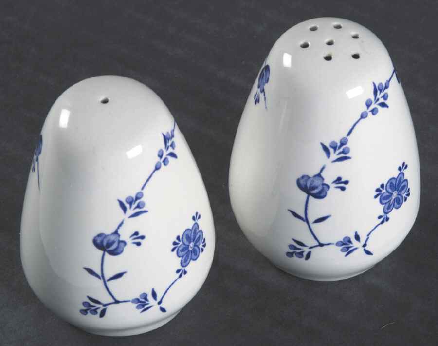 Finlandia Salt & Pepper Set by Myott Staffordshire-1