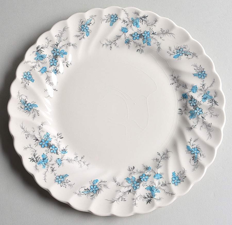 Forget Me Not Luncheon Plate by Myott Staffordshire-1