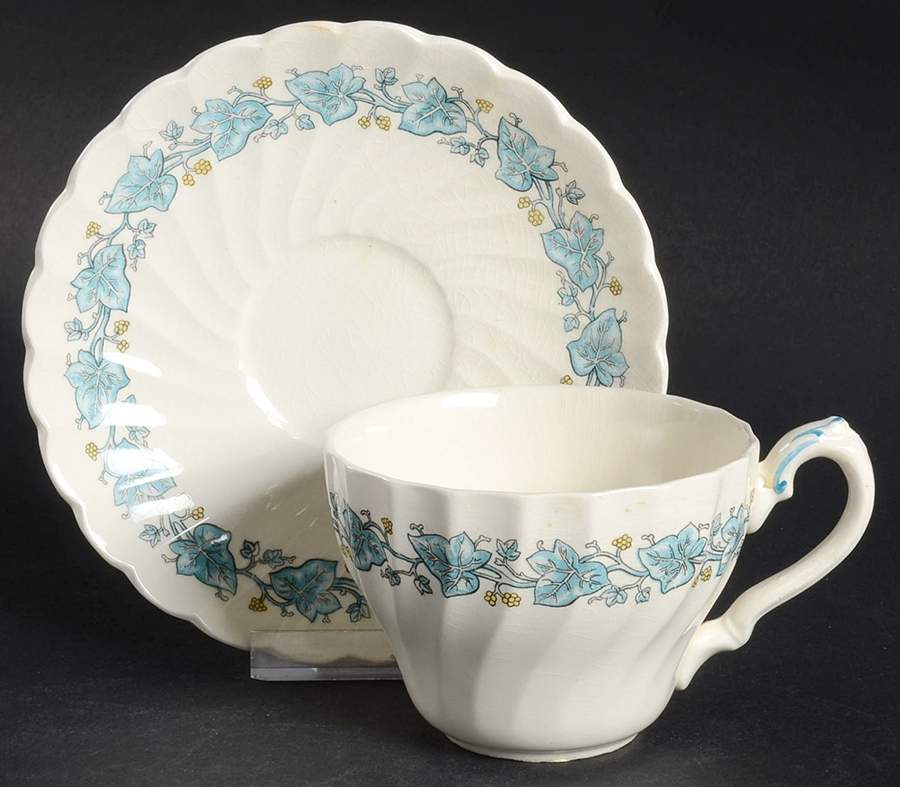 Ivy Leaf Flat Cup & Saucer Set by Myott Staffordshire-1