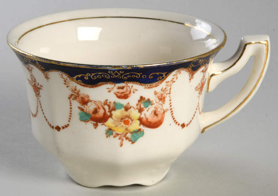 Rosemary (Square, Scalloped) Flat Cup by Myott Staffordshire-1