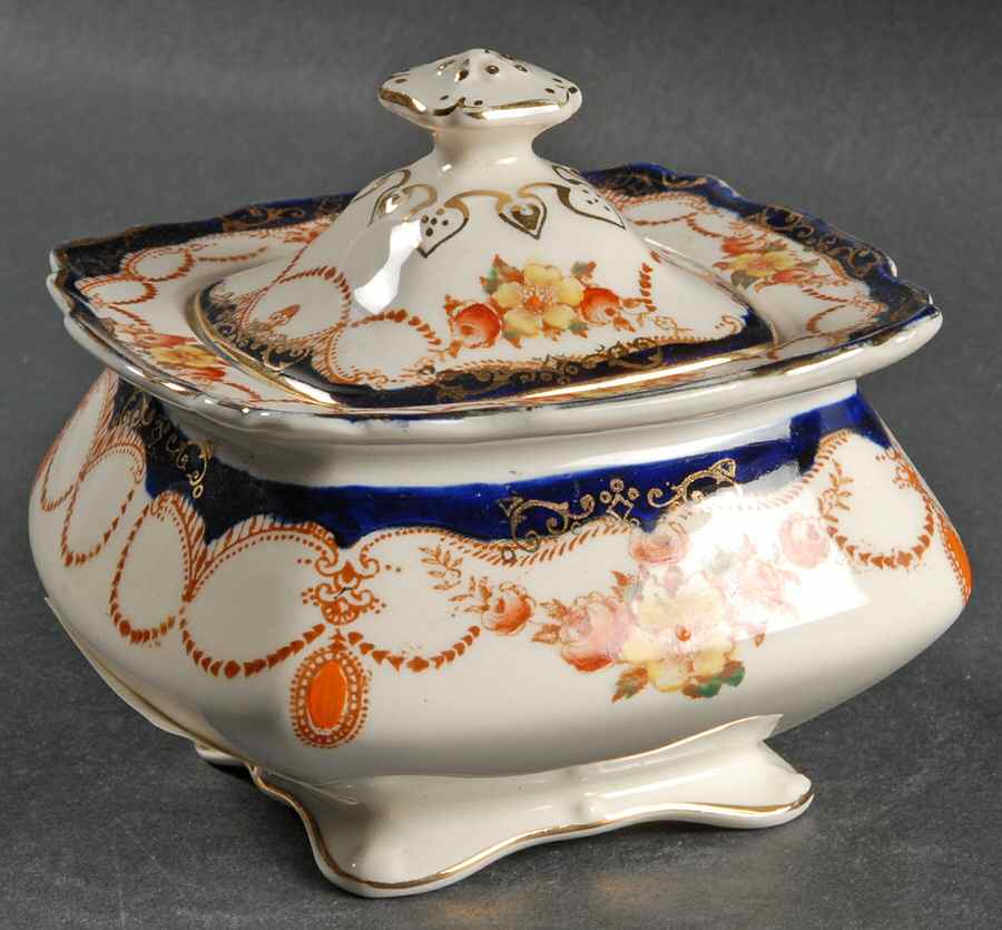 Rosemary (Square, Scalloped) Sugar Bowl & Lid by Myott Staffordshire-1