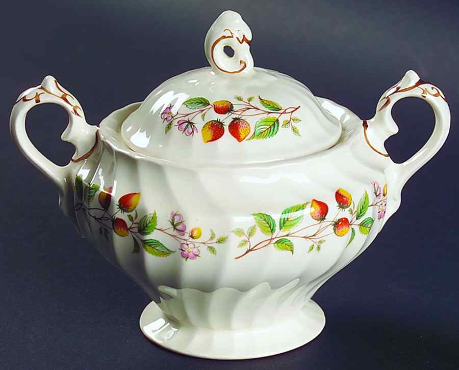Strawberry Festival Sugar Bowl & Lid by Myott Staffordshire-1