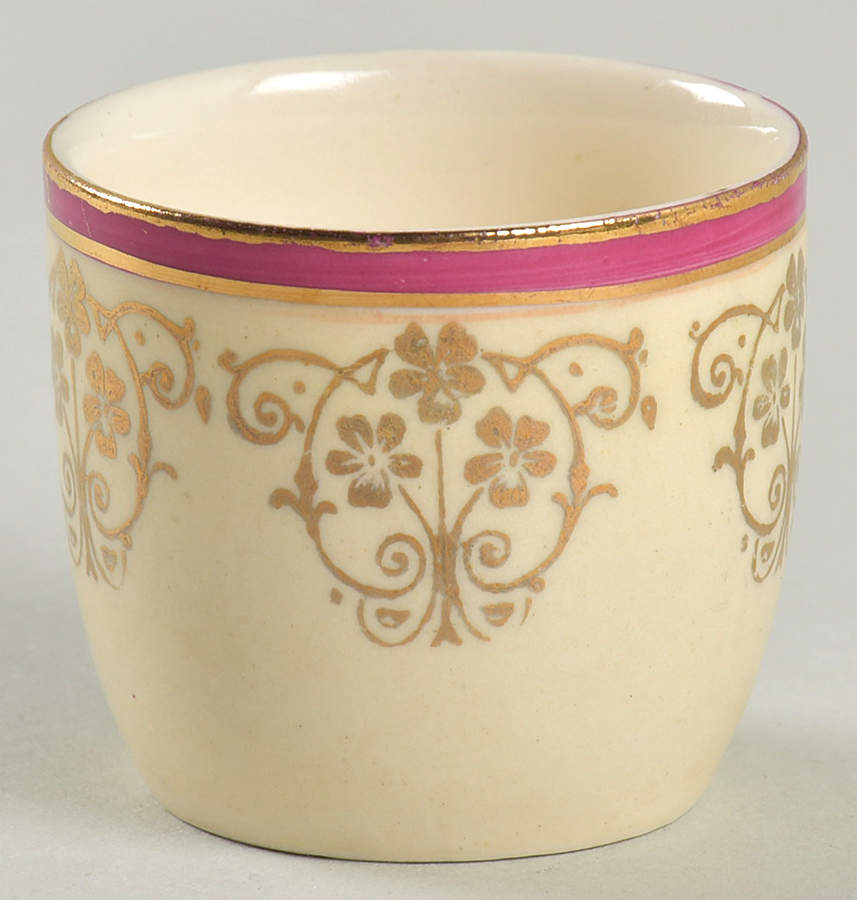 Valencia Burgundy Single Egg Cup by Myott Staffordshire-1