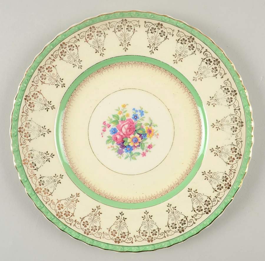 Valencia Green Luncheon Plate by Myott Staffordshire-1