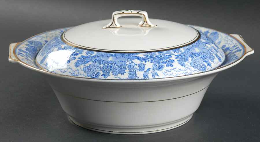 Ye Olde Willow Round Covered Vegetable by Myott Staffordshire-1