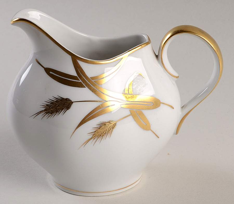 Midas (White Background) Creamer by Meito-1