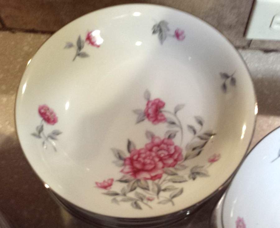 Princess Coupe Soup Bowl by Meito-1