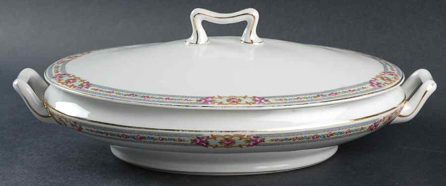 MUE50 Oval Covered Vegetable by Paul Muller-1