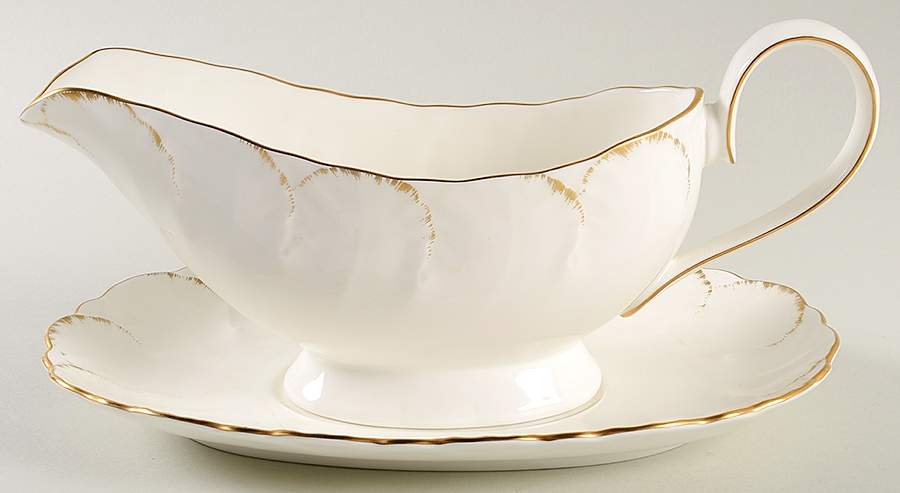Golden Flair Gravy Boat & Underplate by Mikasa-1