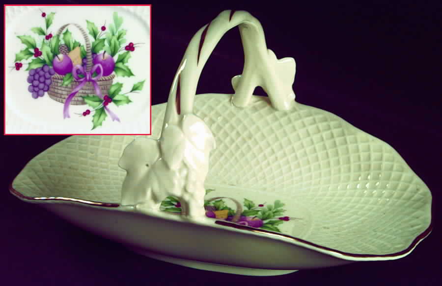 Christmas Spirit Small Basket by Mikasa-1