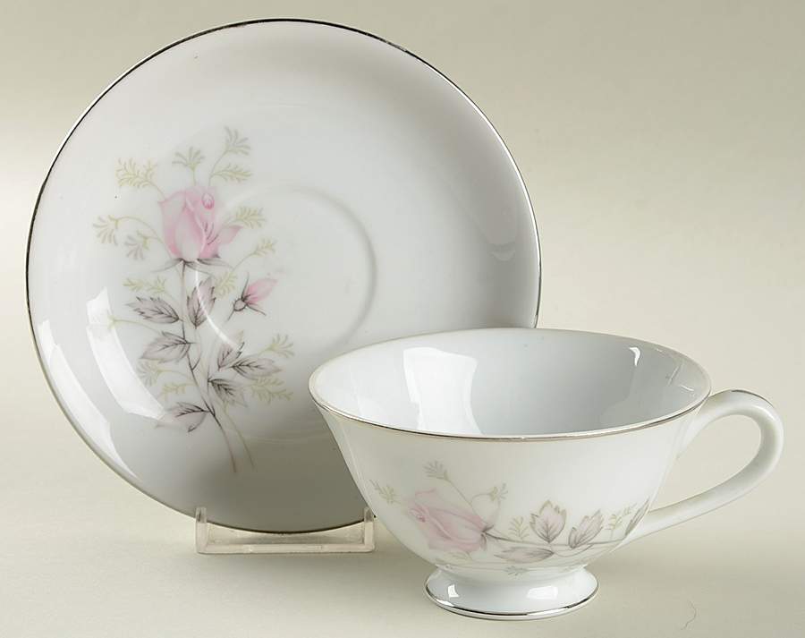 MTH1 Footed Cup & Saucer Set by Mt Hira-1