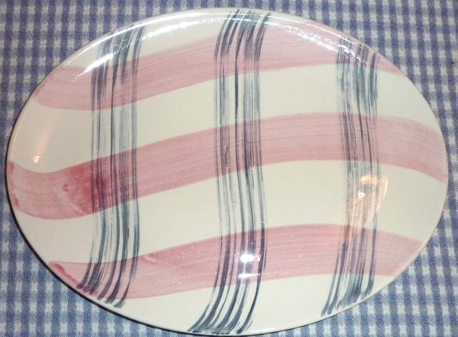 Pink 'N Charcoal 13" Oval Serving Platter by Marcrest-1