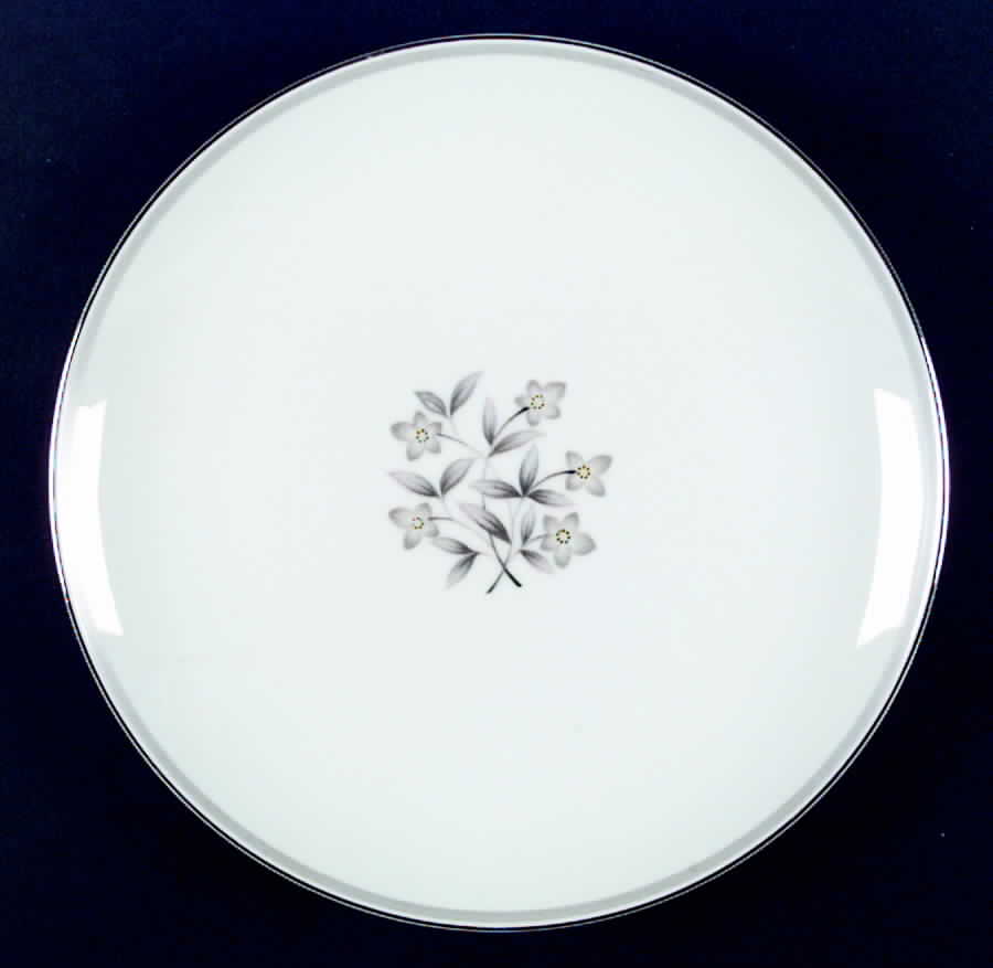 Grace Dinner Plate by Meito-1
