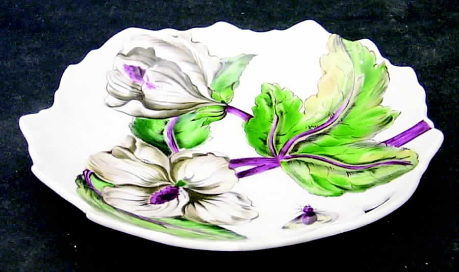 The Exotic Plant 5" Leaf Dish by Mottahedeh-1