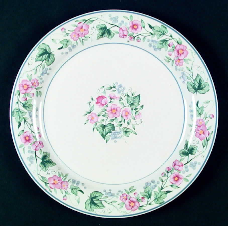 Kensington Dinner Plate by Mervyn's-1