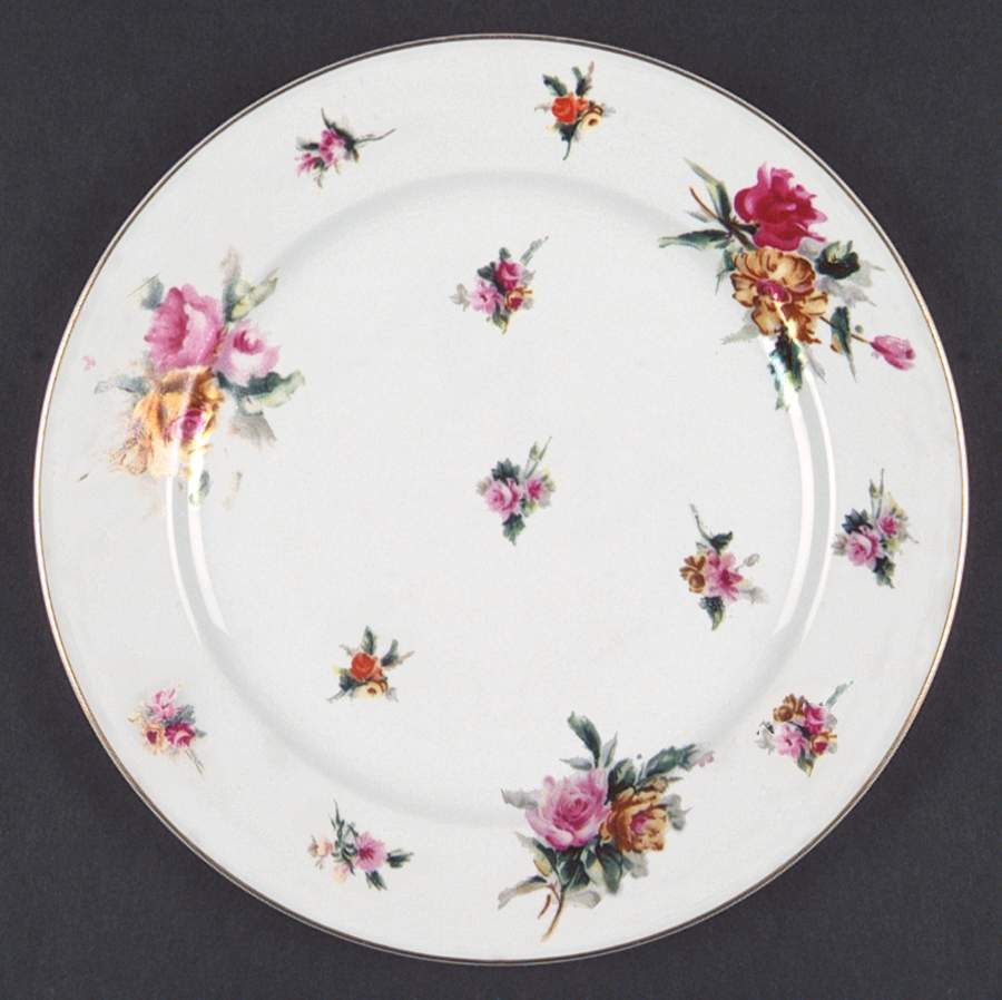 Garden Rose Dinner Plate by Meito-1