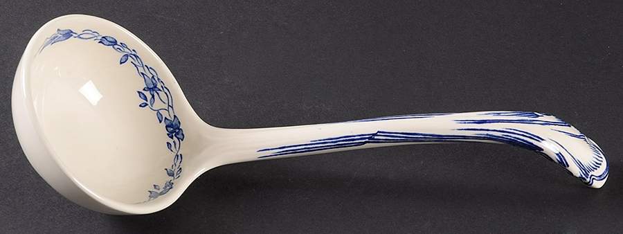 Watteau Blue Tureen Ladle by Mason's-1