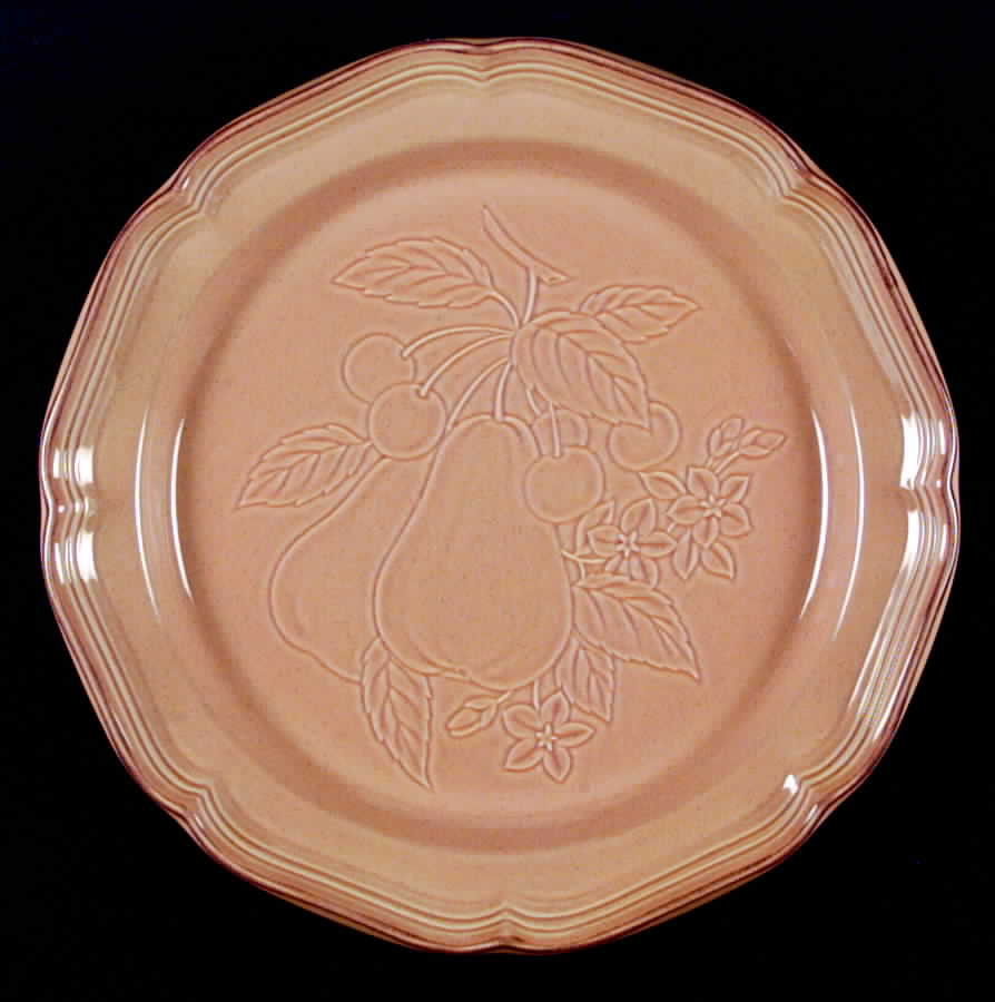 Pumpkin Pie Dinner Plate by Mikasa-1