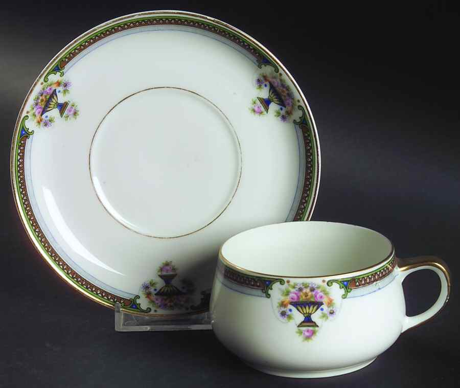 MUE52 Flat Cup & Saucer Set by Paul Muller-1